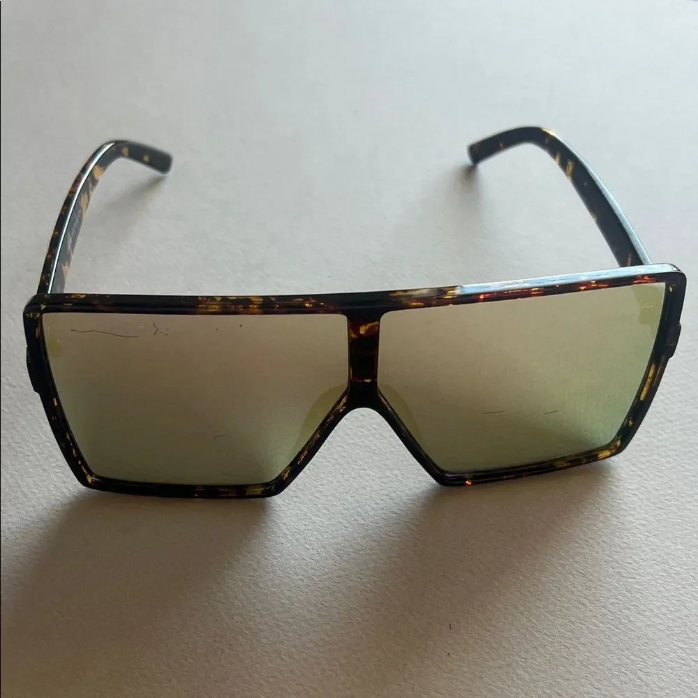 Stylish Sunglasses R27